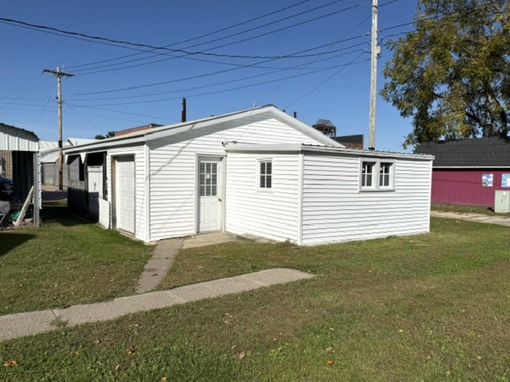 Photo of Bellevue, IA 52031 (MLS # 155892)