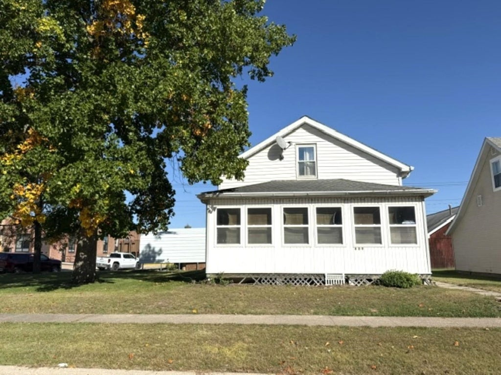 Photo of Bellevue, IA 52031 (MLS # 155892)