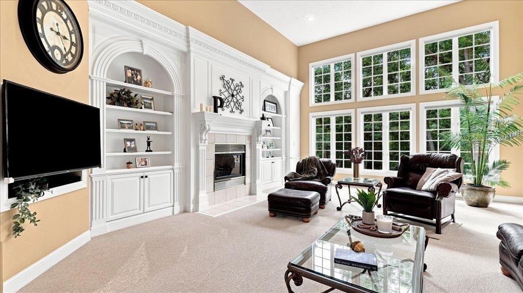 23 Roosevelt Drive - Photo 2