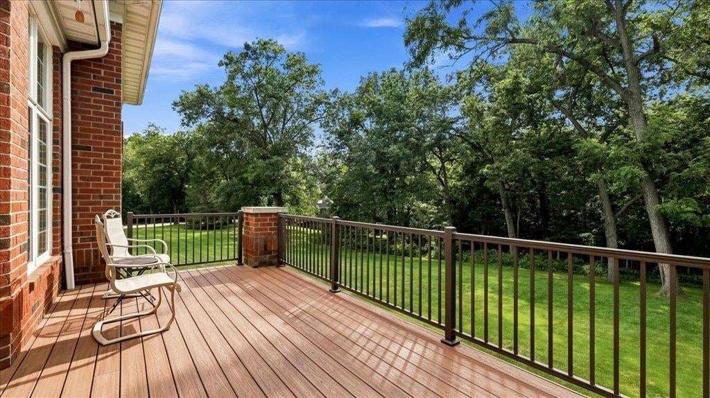 23 Roosevelt Drive