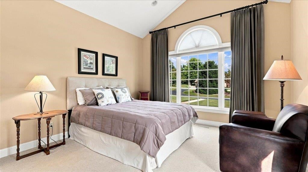 23 Roosevelt Drive - Photo 4