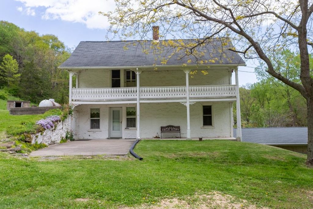 Photo of Dubuque, IA 52001 (MLS # 154578)