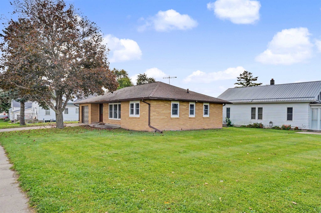 Photo of Edgewood, IA 52042 (MLS # 155966)