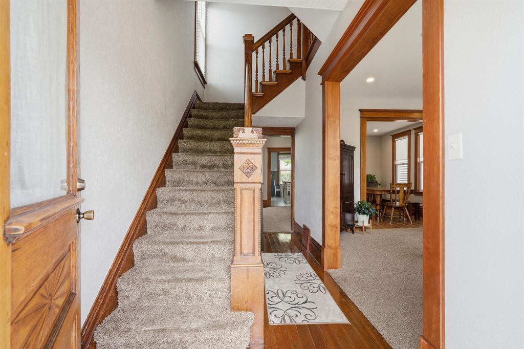Photo of Dubuque, IA 52001 (MLS # 154563)