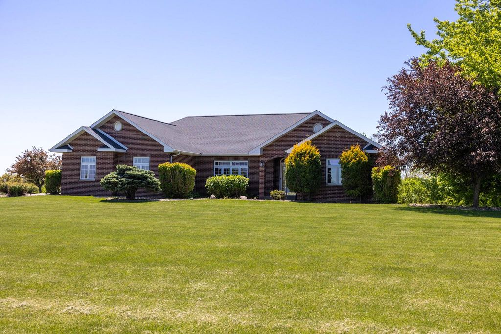 Photo of Dubuque, IA 52002 (MLS # 154640)