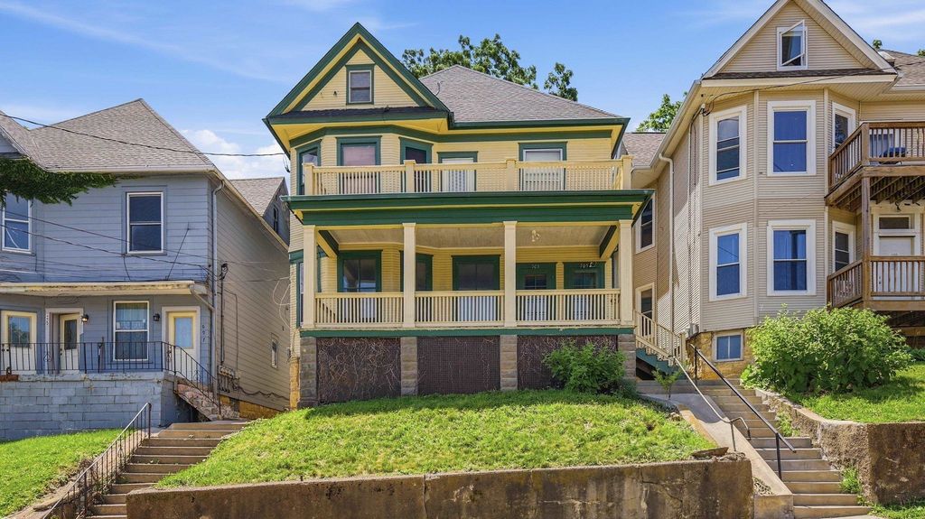 Photo of Dubuque, IA 52001 (MLS # 155154)