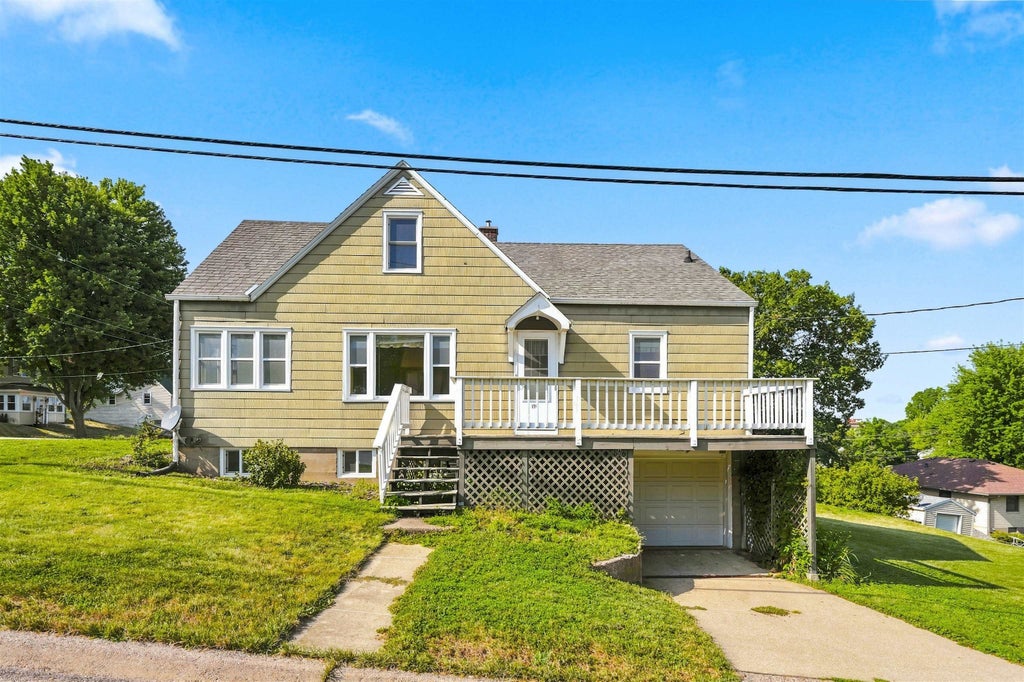 Photo of Dubuque, IA 52003 (MLS # 155387)
