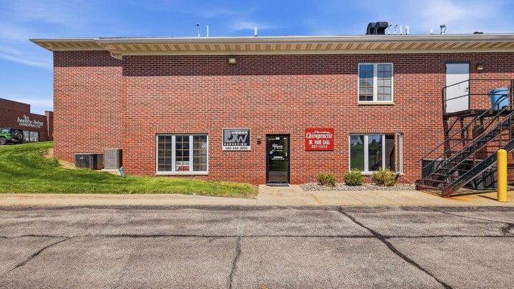 Photo 1 of 25 — 8554 Kapp Drive Suite G, Peosta, IA 52068