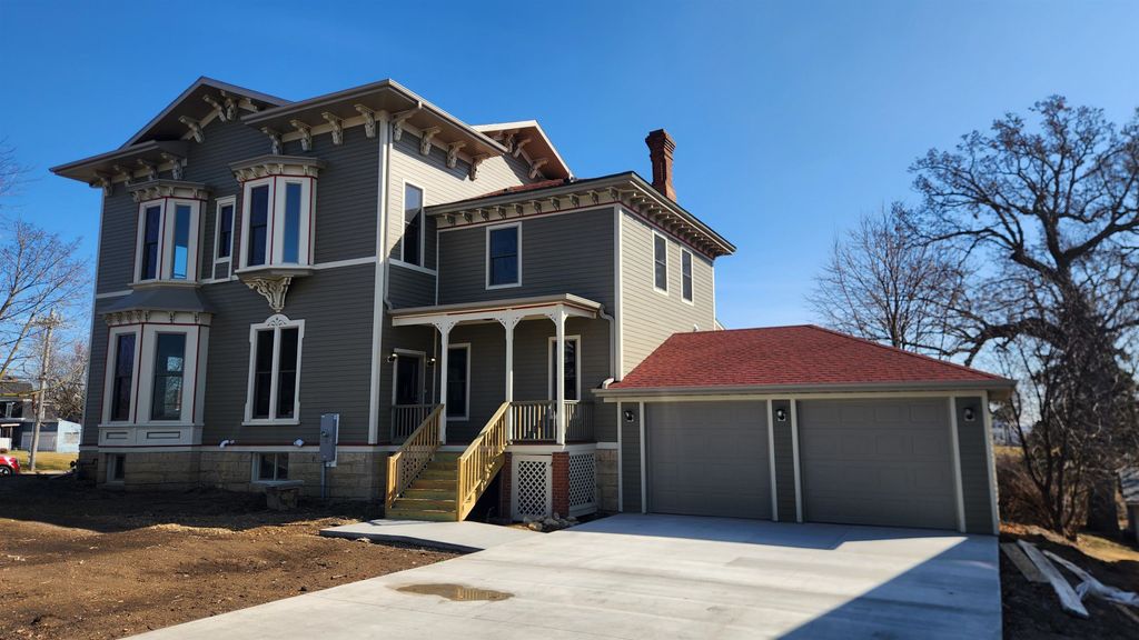 Photo of Dubuque, IA 52002 (MLS # 154260)