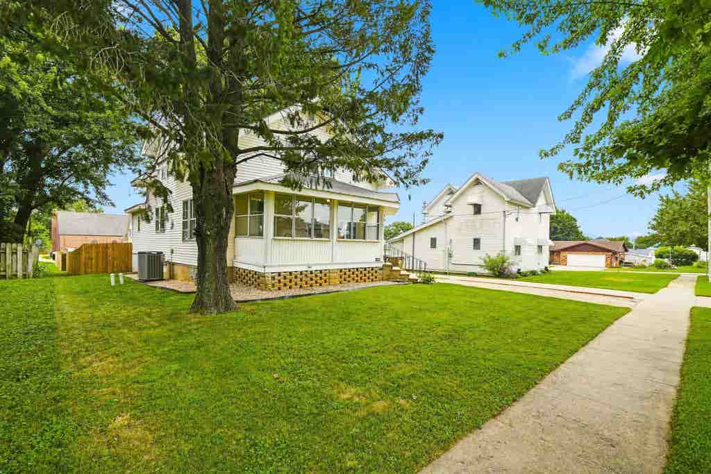 Photo of Earlville, IA 52041 (MLS # 155395)