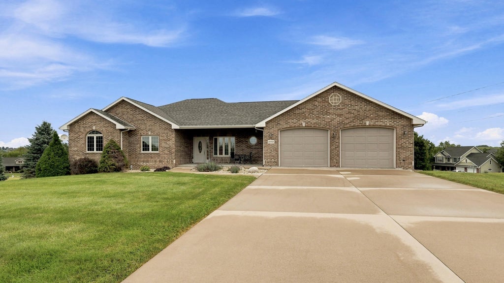 Photo of Dubuque, IA 52002 (MLS # 155677)