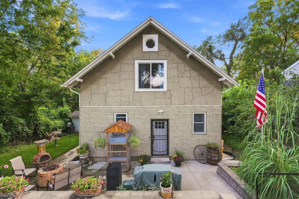 Photo of Dubuque, IA 52001 (MLS # 155598)
