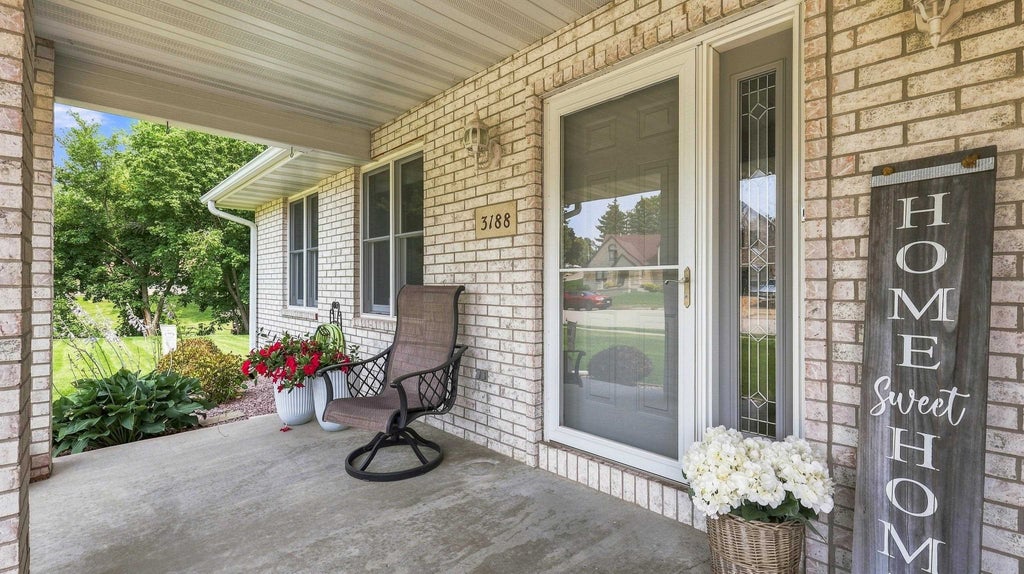Photo of Dubuque, IA 52001 (MLS # 155441)