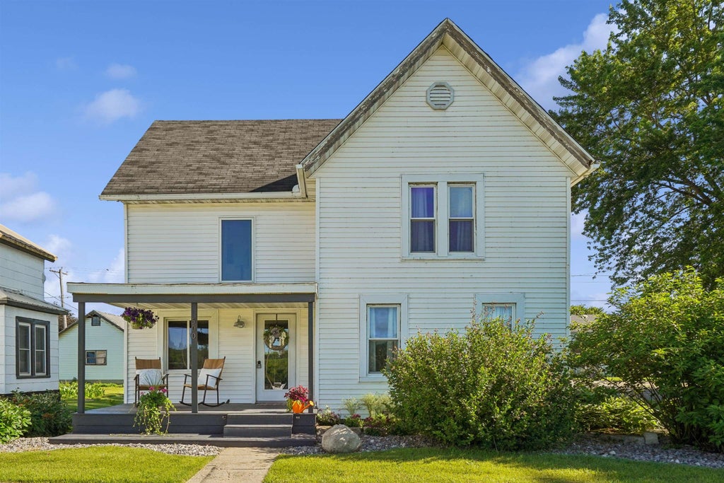 Photo of Elgin, IA 52141 (MLS # 155004)