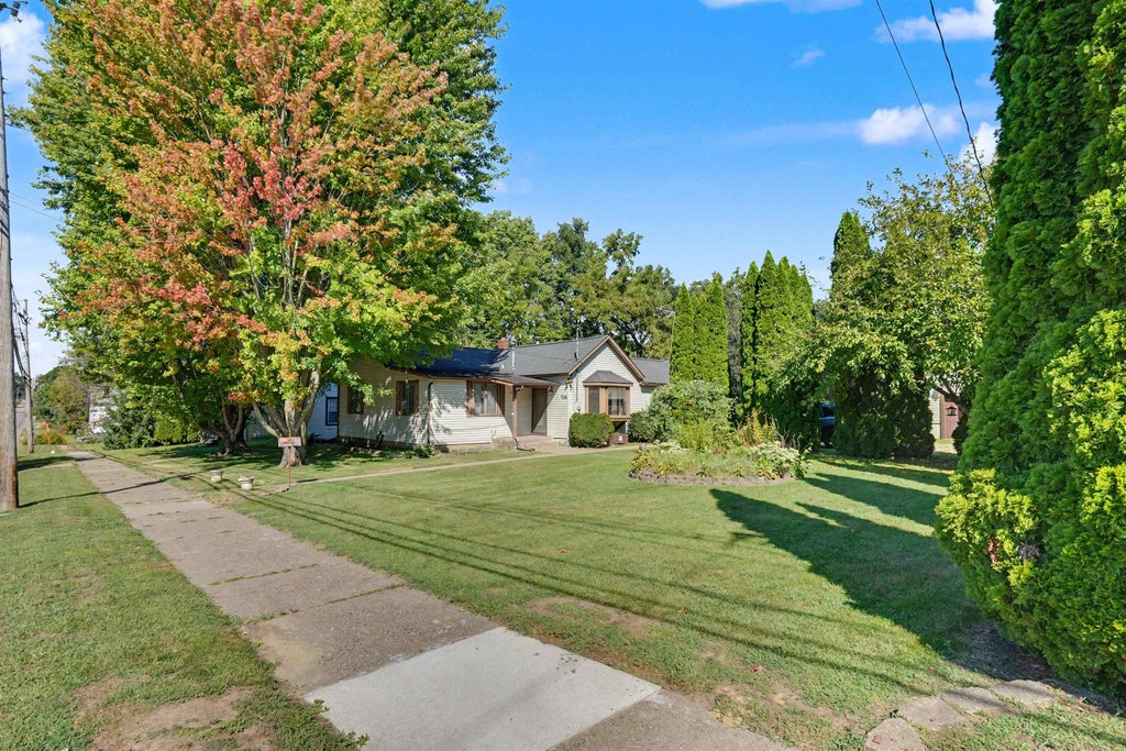 Photo of Clinton, IA 52732 (MLS # 155681)