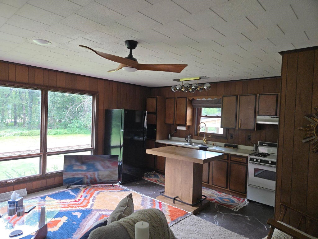 Photo of Garnavillo, IA 52049 (MLS # 155531)