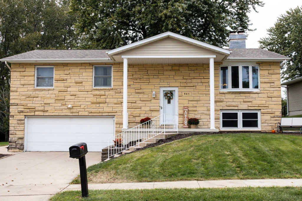 Photo of Dubuque, IA 52003 (MLS # 155813)