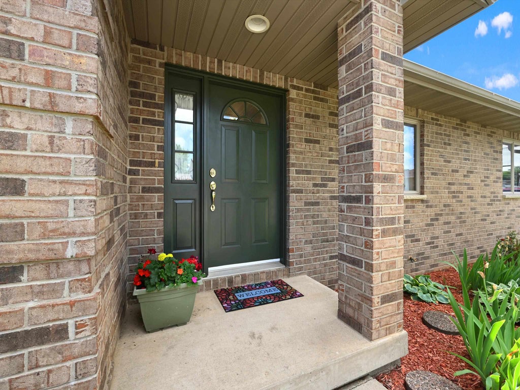 Photo of Dubuque, IA 52002 (MLS # 154884)