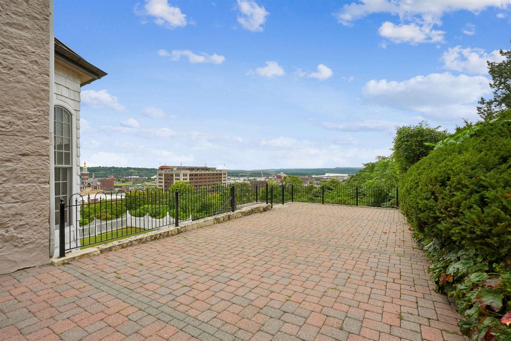 Photo of Dubuque, IA 52001 (MLS # 155680)