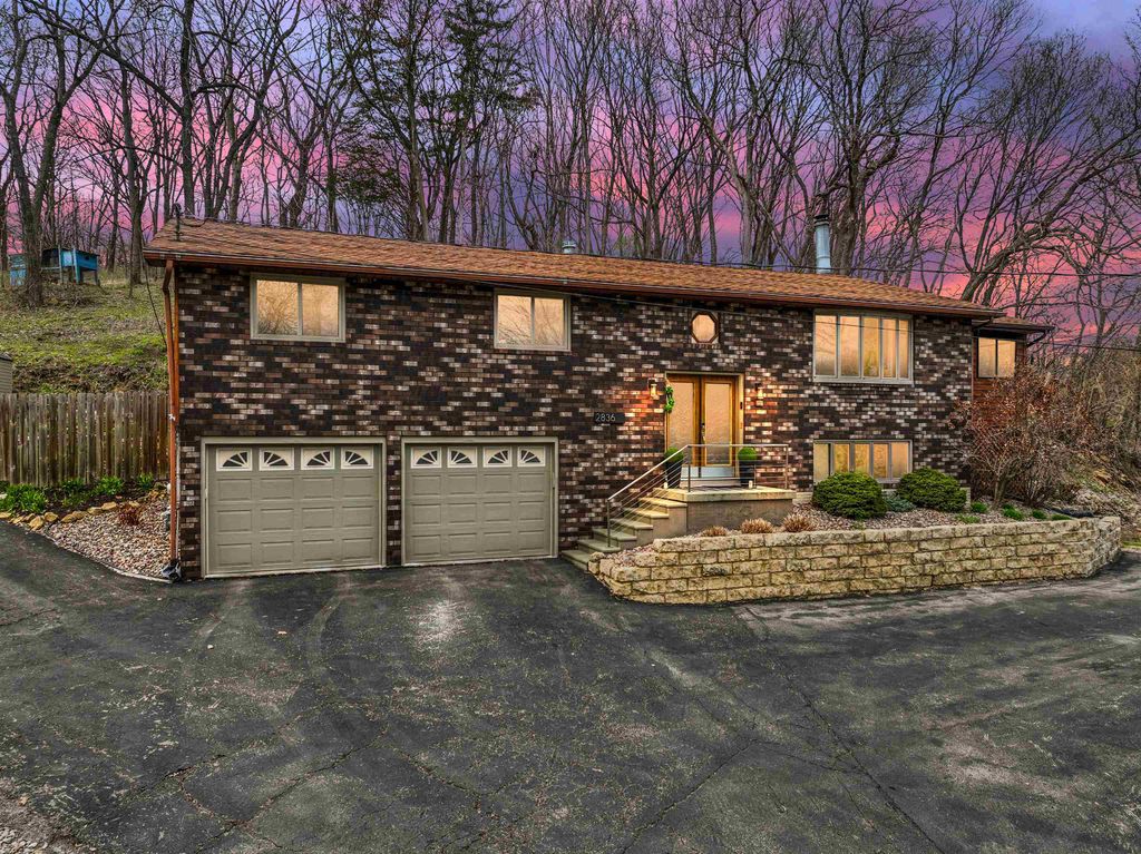 Photo of Dubuque, IA 52001 (MLS # 154348)