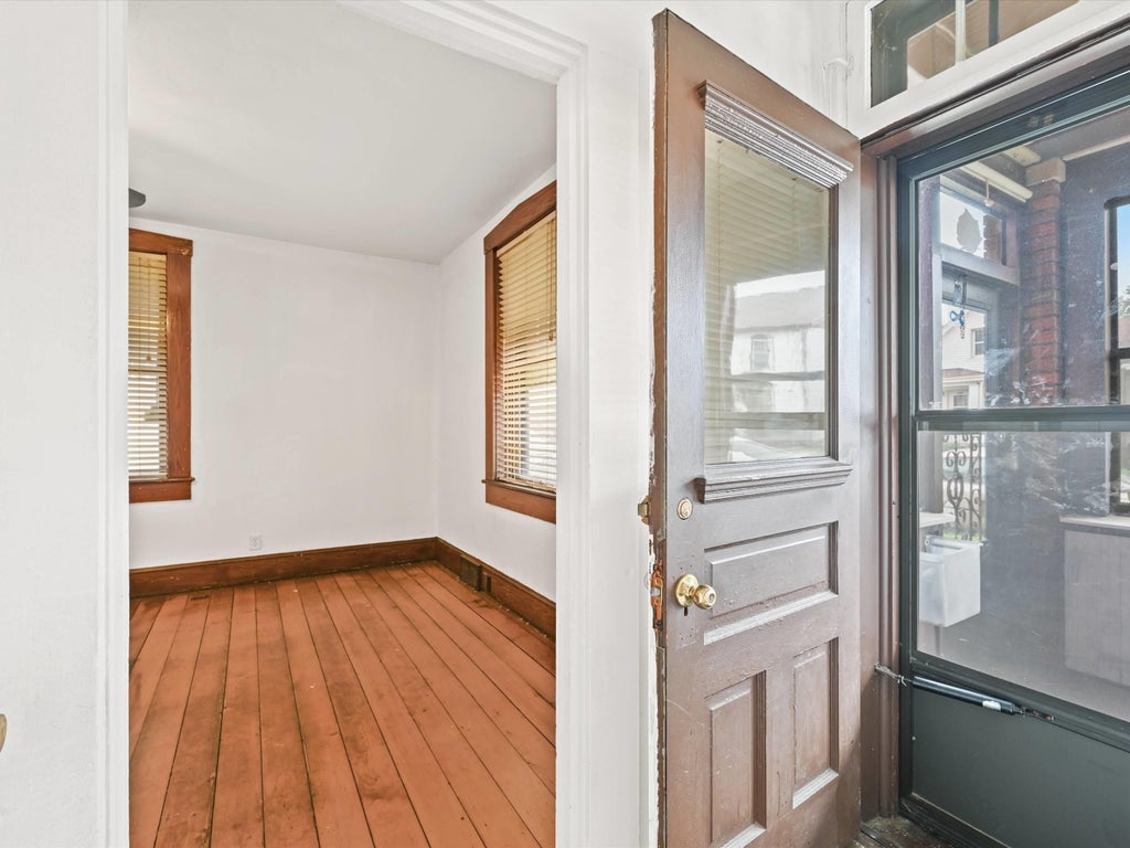 Photo of Dubuque, IA 52001 (MLS # 155812)