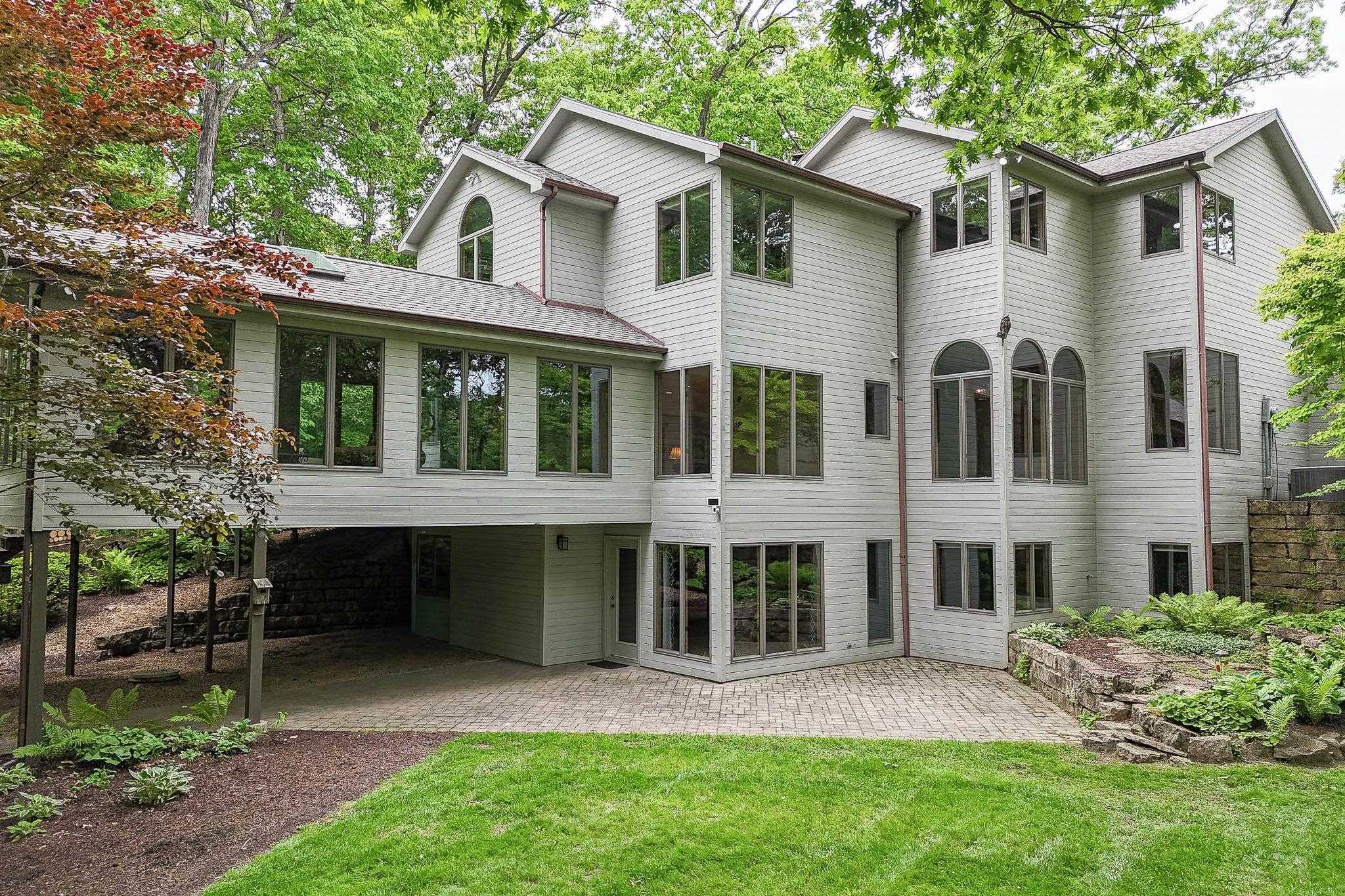 16644 Forest Gate Road