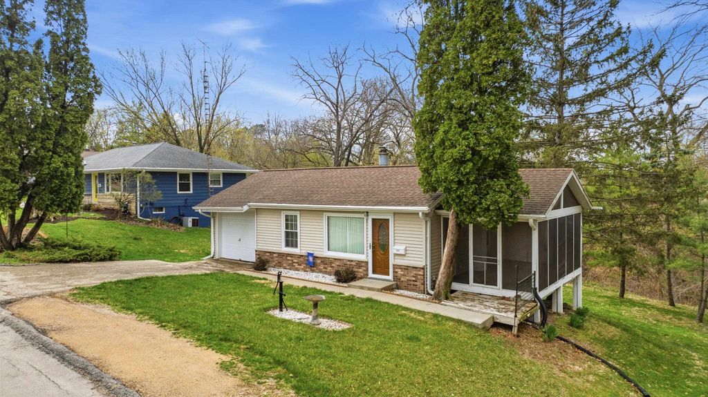 Photo of Dubuque, IA 52003 (MLS # 154377)