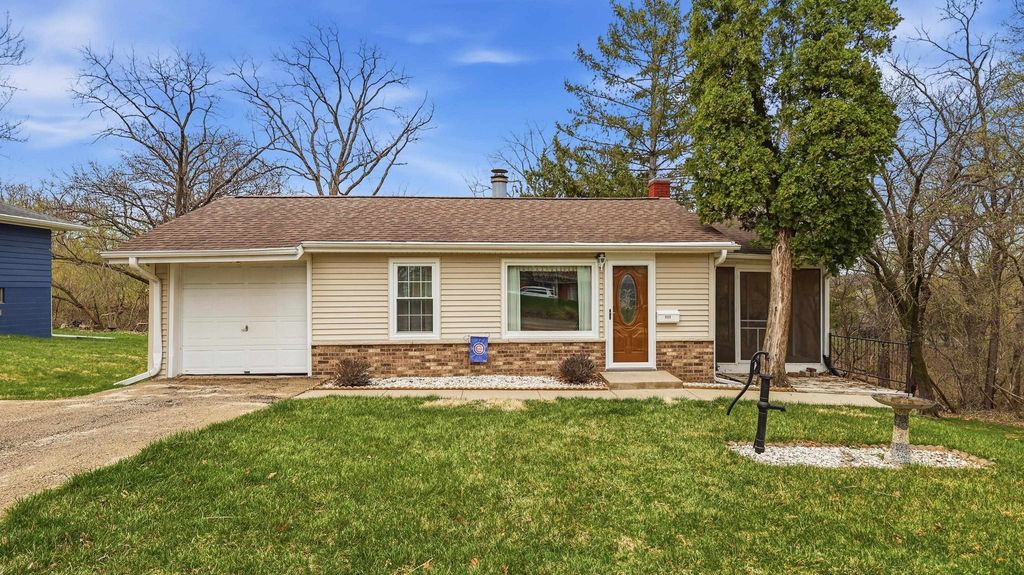 Photo of Dubuque, IA 52003 (MLS # 154377)