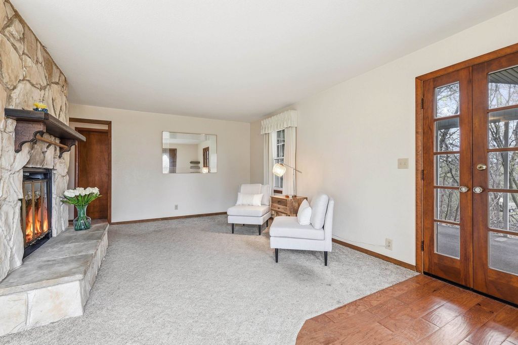 Photo of Dubuque, IA 52003 (MLS # 154377)