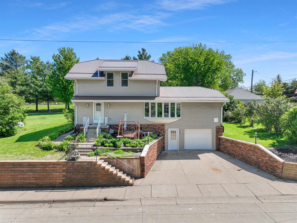 Photo of Sherrill, IA 52073 (MLS # 154649)