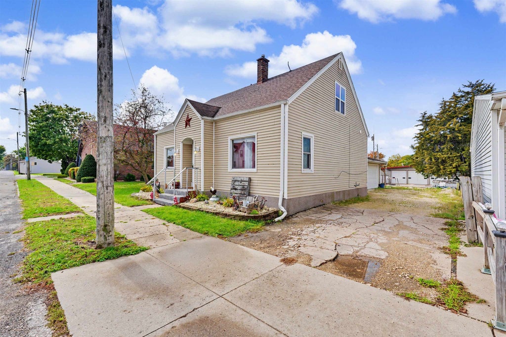 Photo of Earlville, IA 52041 (MLS # 155915)