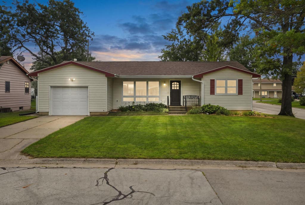 Photo of Dyersville, IA 52040 (MLS # 155404)