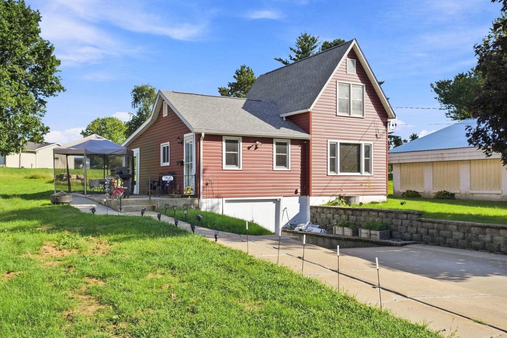 Photo of Platteville, WI 53818 (MLS # 155705)
