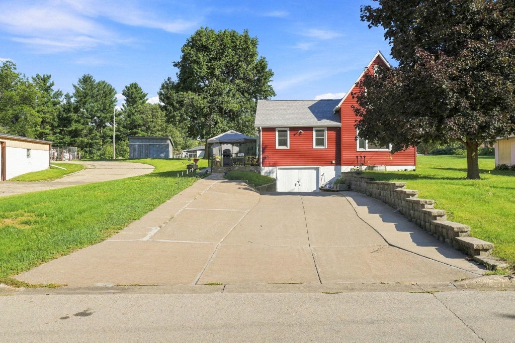 Photo of Platteville, WI 53818 (MLS # 155705)