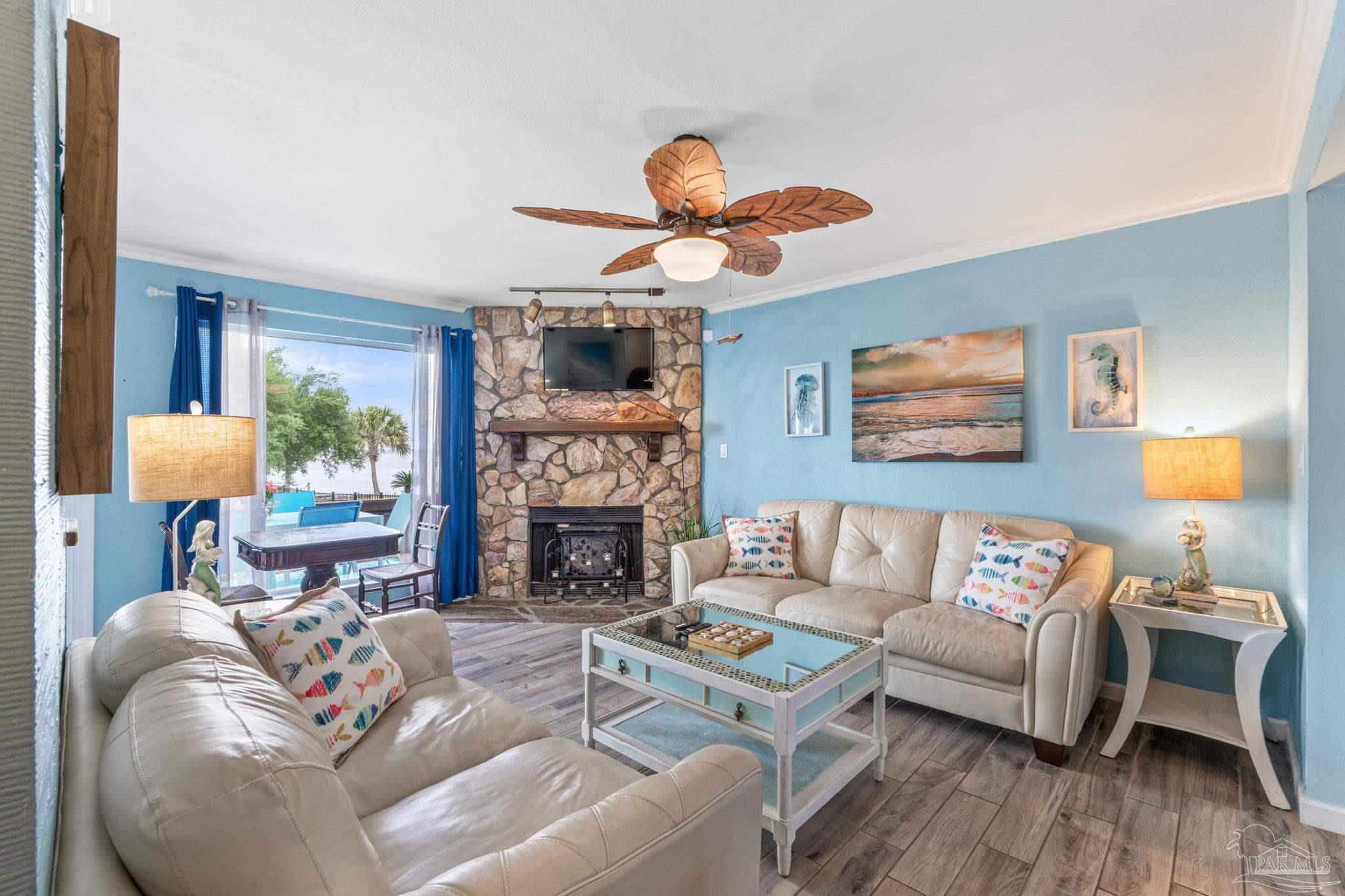 Gulf Breeze, Florida 32561, United States, 3 Bedrooms Bedrooms, ,3 BathroomsBathrooms,Residential,Active,123713