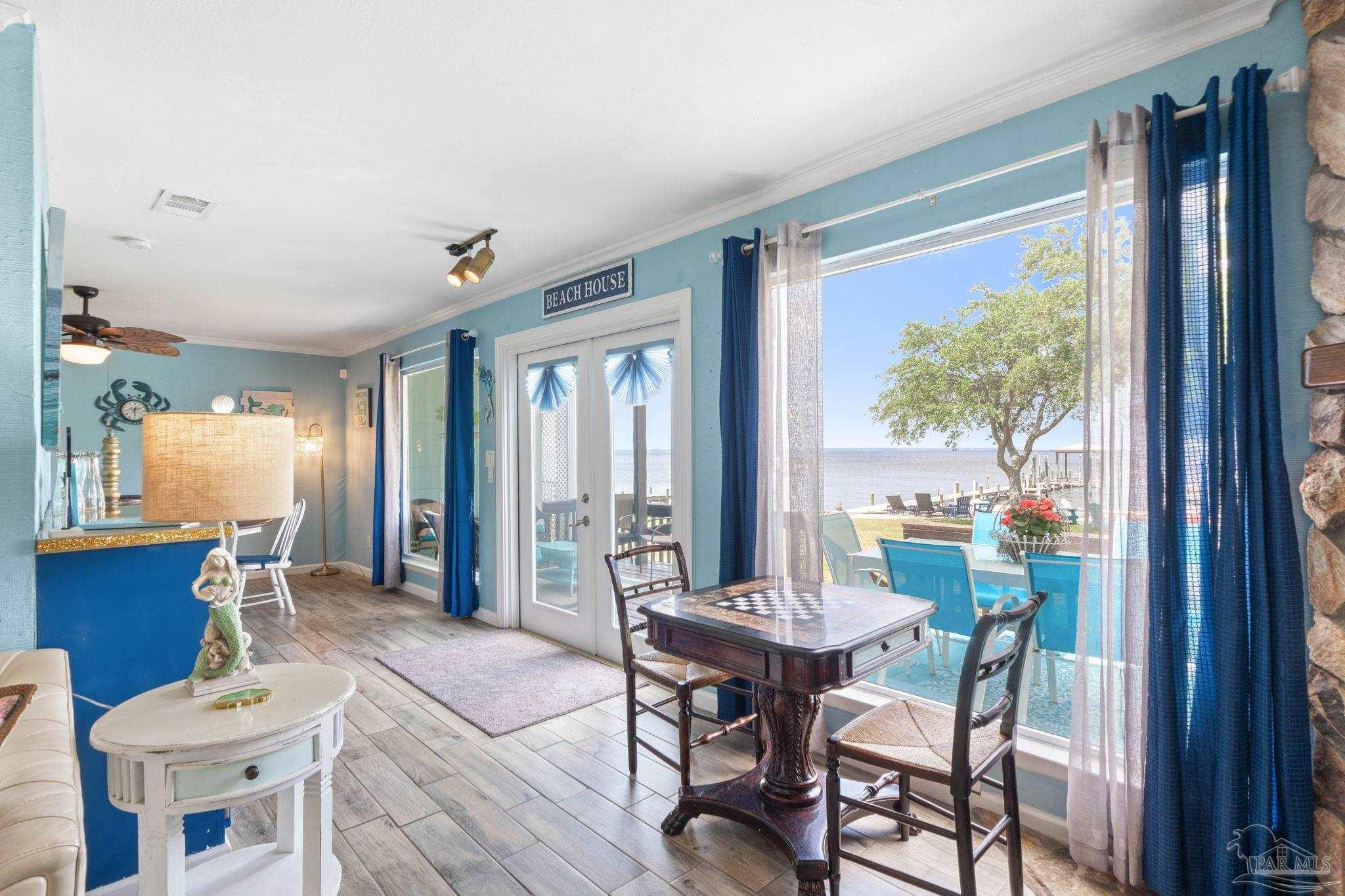 Gulf Breeze, Florida 32561, United States, 3 Bedrooms Bedrooms, ,3 BathroomsBathrooms,Residential,Active,123713