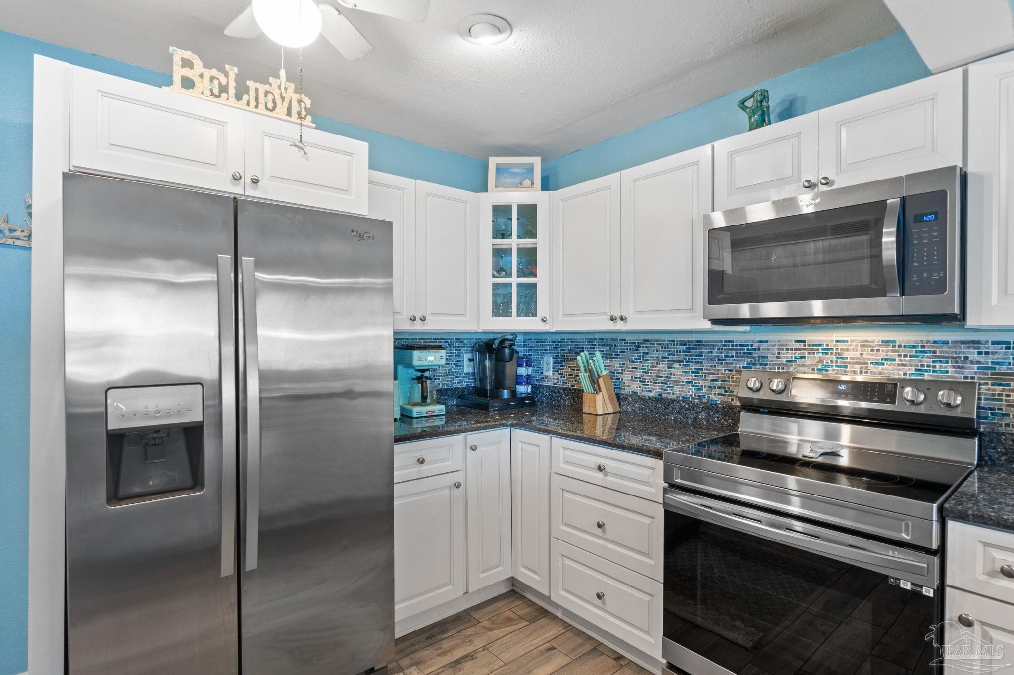 Gulf Breeze, Florida 32561, United States, 3 Bedrooms Bedrooms, ,3 BathroomsBathrooms,Residential,Active,123713