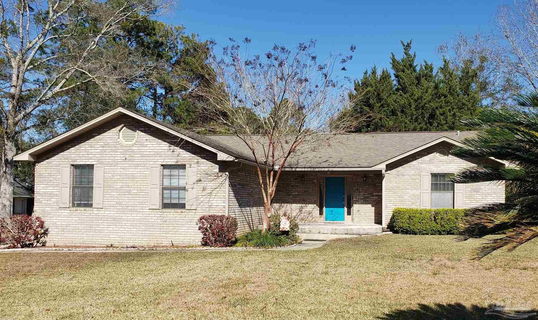Photo 1 of 34 — 74 Willow Run, Defuniak Springs, FL 32435