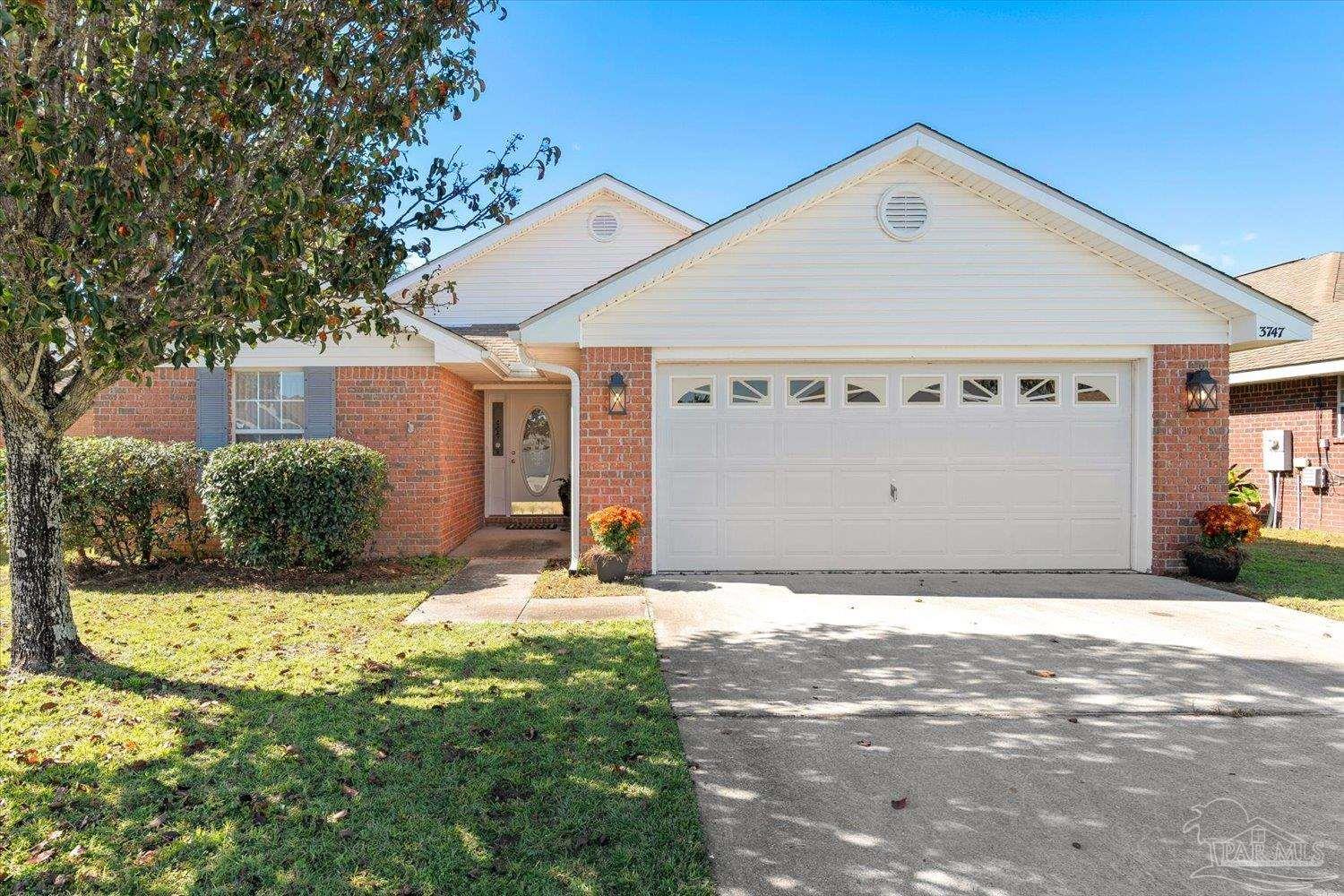 Photo 1 of 28 — 3747 Boardwalk Ct, Gulf Breeze, FL 32563
