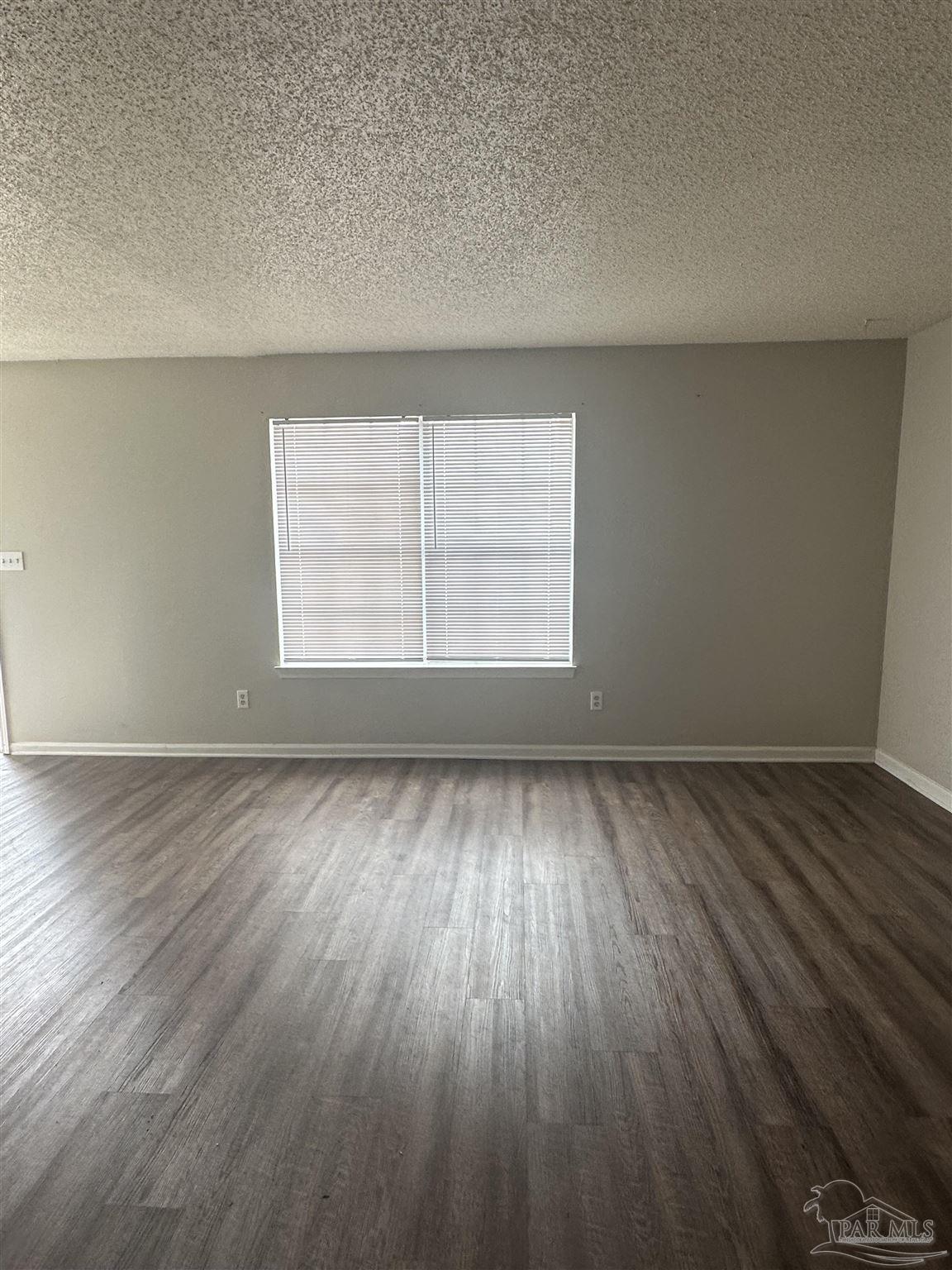 Photo 1 of 7 — 6425 Concord Way, Pensacola, FL 32504