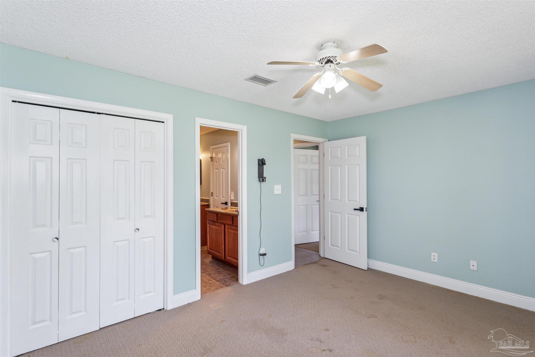 Gulf Breeze, Florida 32563, United States, 4 Bedrooms Bedrooms, ,2 BathroomsBathrooms,Residential,Contingent,47917