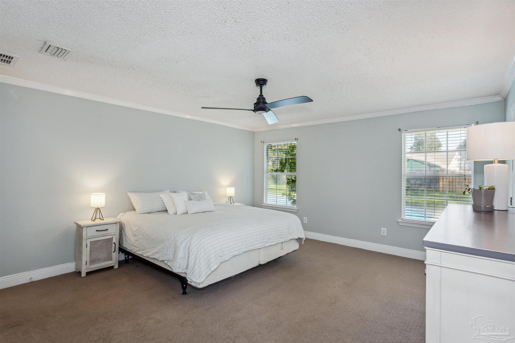 Gulf Breeze, Florida 32563, United States, 4 Bedrooms Bedrooms, ,2 BathroomsBathrooms,Residential,Contingent,47917