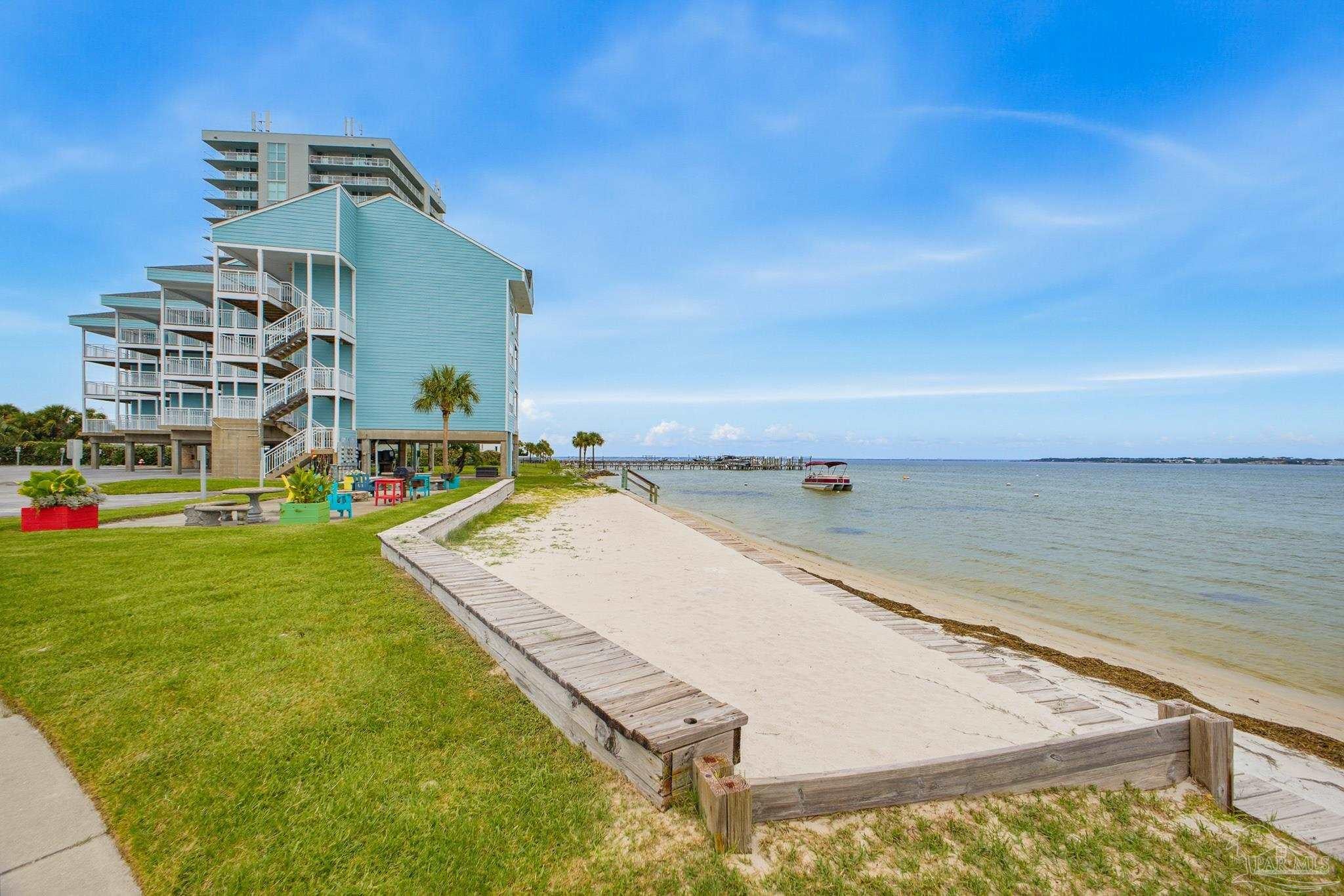 1150 Ft Pickens Rd D-6