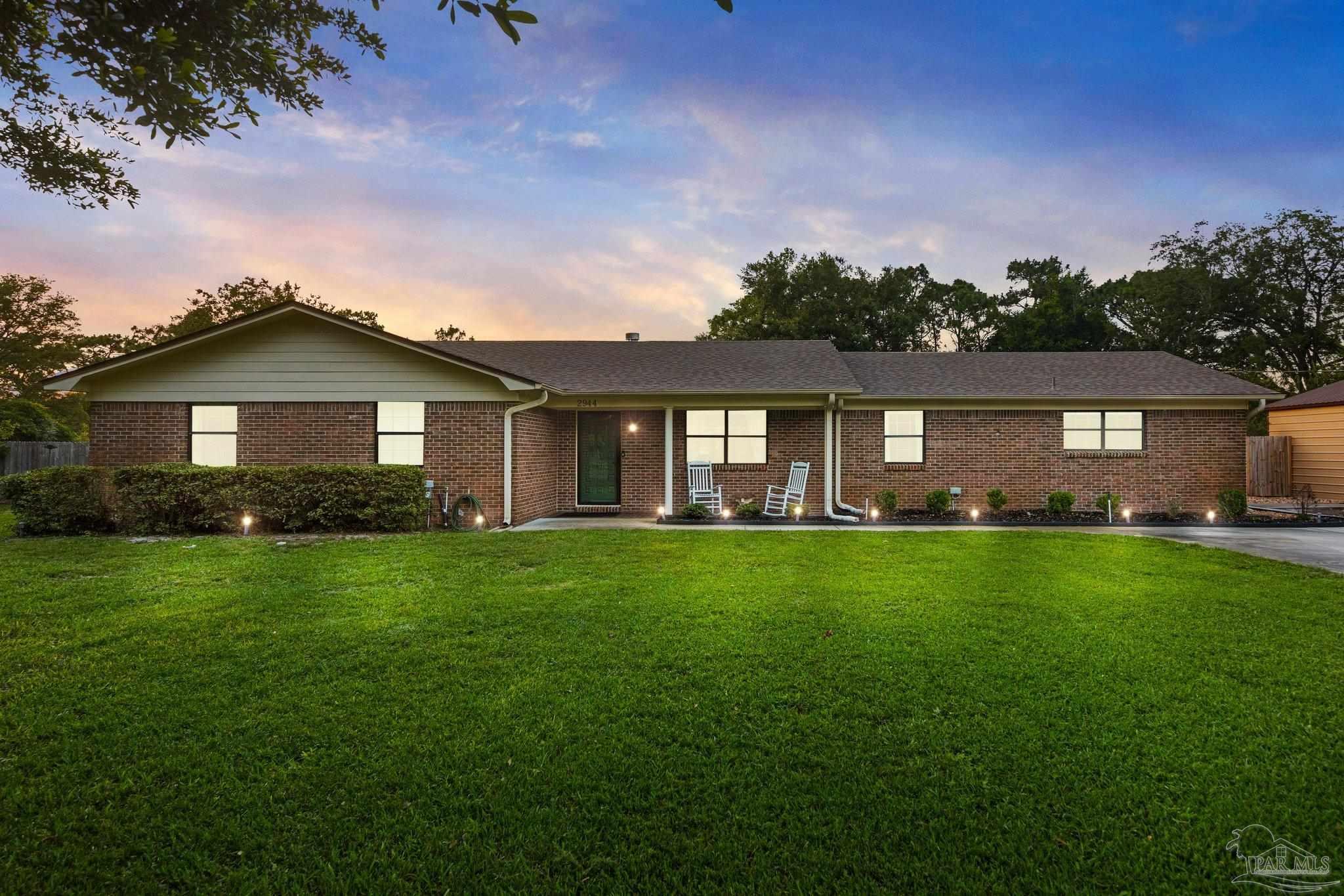 Photo 1 of 28 — 2944 Rosa Del Villa Dr, Gulf Breeze, FL 32563