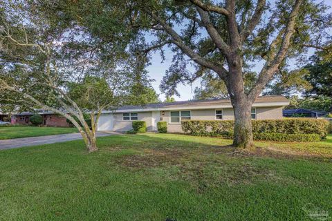 A home in Gulf Breeze