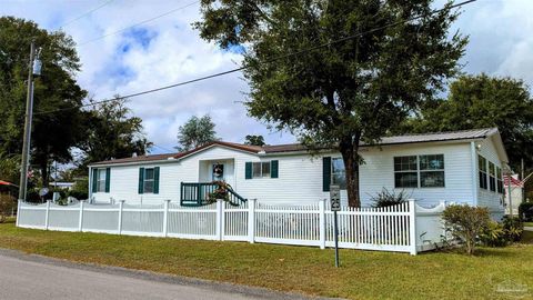 A home in Lillian