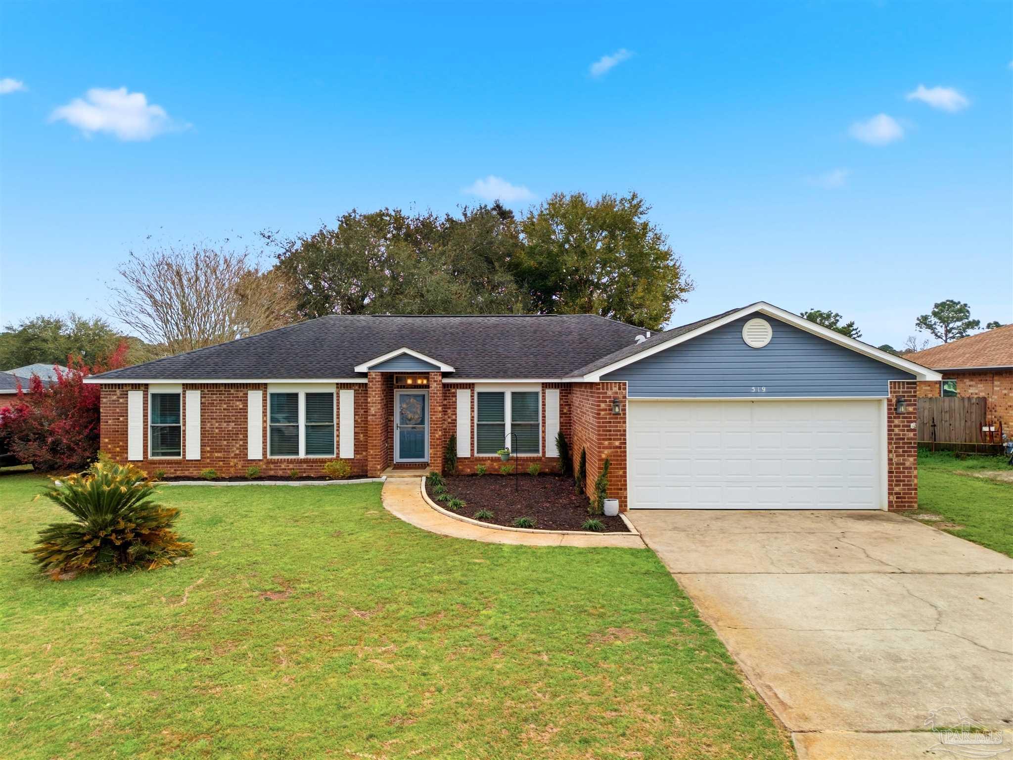 Photo 1 of 33 — 519 Batten Blvd, Pensacola, FL 32507