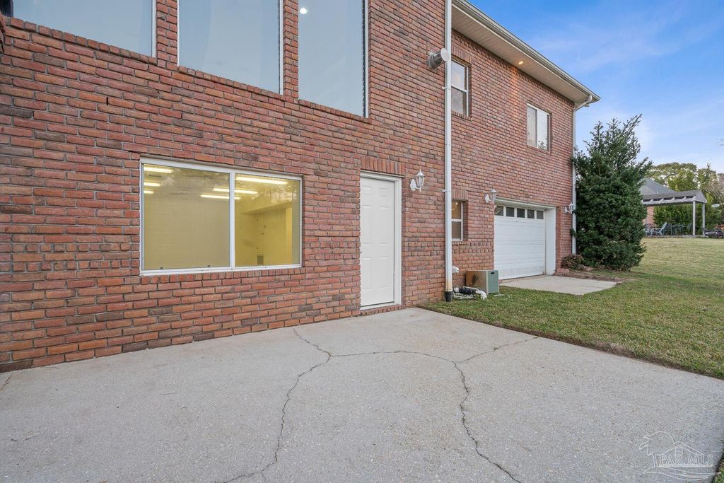 listing image 66