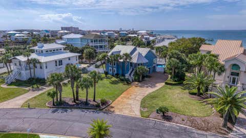 Featured picture for the property 678151