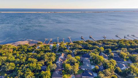 A home in Gulf Breeze